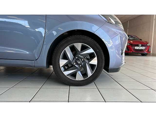 Hyundai i10 1.0 Advance 5dr Auto