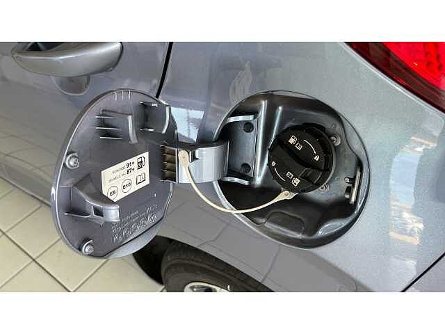 Hyundai i10 1.0 Advance 5dr Auto
