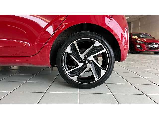 Hyundai i10 1.2 MPi Premium 5dr