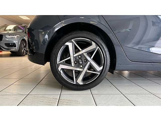 Hyundai i20 1.0T GDi Premium 5dr DCT