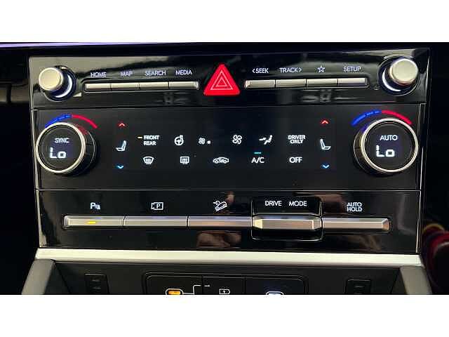 Hyundai SANTA FE 1.6 TGDi 239 Hybrid Ultimate 5dr Auto