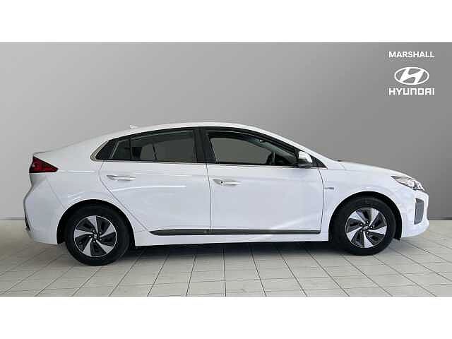 Hyundai IONIQ 1.6 GDi Hybrid Premium 5dr DCT