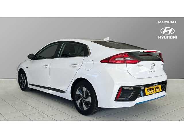 Hyundai IONIQ 1.6 GDi Hybrid Premium 5dr DCT