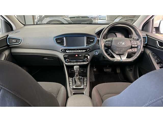 Hyundai IONIQ 1.6 GDi Hybrid Premium 5dr DCT