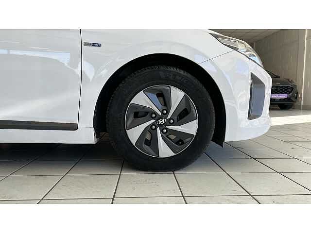 Hyundai IONIQ 1.6 GDi Hybrid Premium 5dr DCT