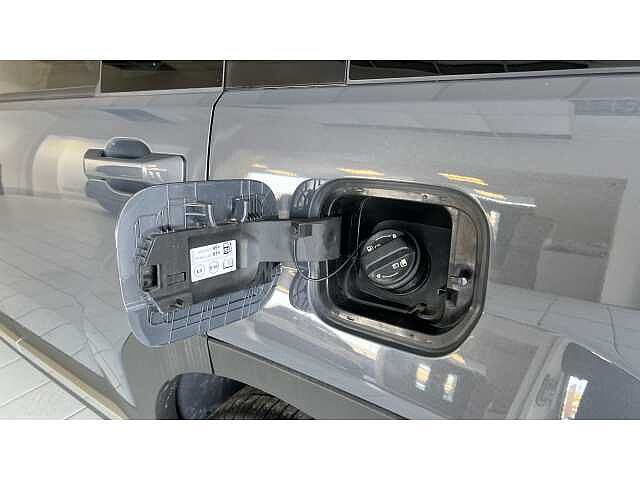 Hyundai SANTA FE 1.6 TGDi 239 Hybrid Ultimate 5dr 4WD Auto