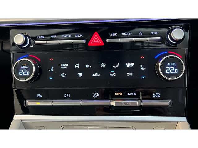 Hyundai SANTA FE 1.6 TGDi 239 Hybrid Ultimate 5dr 4WD Auto