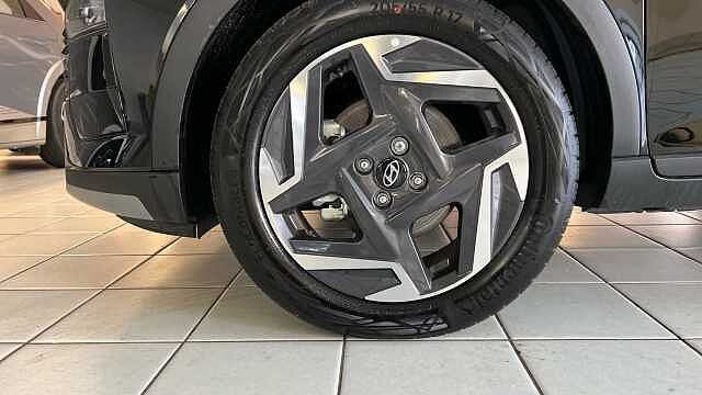 Hyundai BAYON 1.0 TGDi Premium 5dr DCT Phantom Black