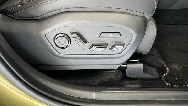 Hyundai Santa Fe SANTA FE 1.6 TGDi Plug-in Hybrid Calligraphy 5dr 4WD Auto