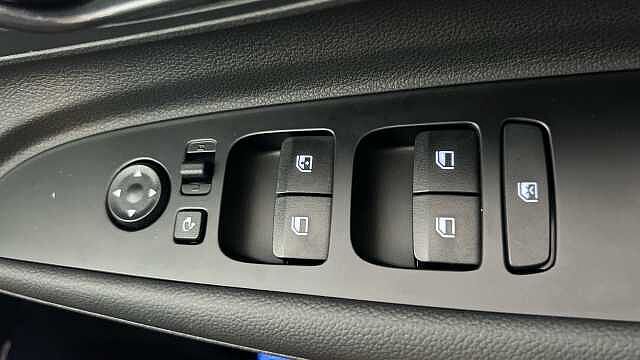 Hyundai BAYON HAT 1.0 T-gdi 100 Ultimate Aurora Gray
