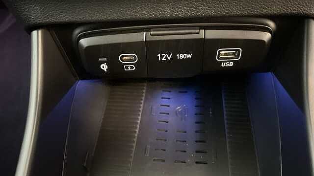 Hyundai Bayon Bayon HAT 1.0 T-gdi 90PS Tech Line