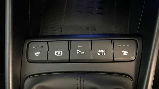 Hyundai Bayon Bayon HAT 1.0 T-gdi 90PS Tech Line