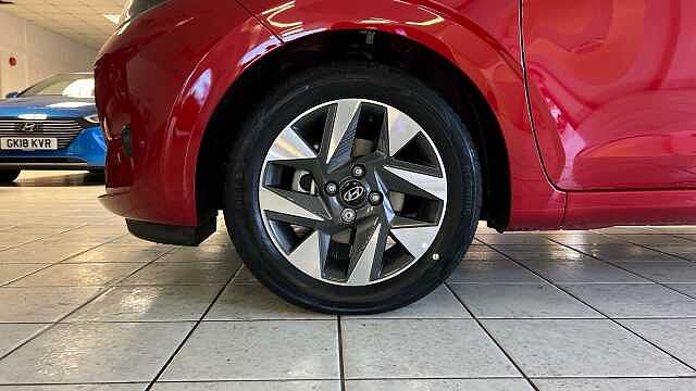 Hyundai i10 i10 5Dr HAT 1.0 MPi 63ps Advance NAV AU