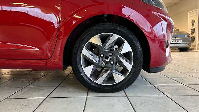 Hyundai i10 i10 5Dr HAT 1.0 MPi 63ps Advance NAV AU