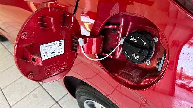 Hyundai i10 i10 5Dr HAT 1.0 MPi 63ps Advance NAV AU