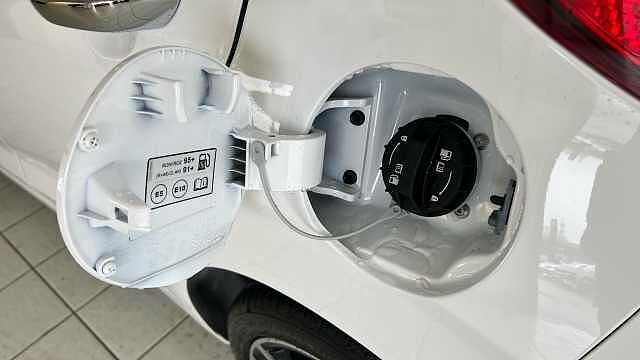 Hyundai i10 1.2 [79] Premium 5dr Auto [Nav]