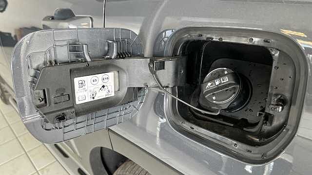 Hyundai SANTA FE 1.6 TGDi Plug-in Hybrid Ultimate 5dr 4WD Auto