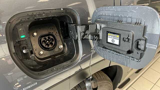 Hyundai SANTA FE 1.6 TGDi Plug-in Hybrid Ultimate 5dr 4WD Auto