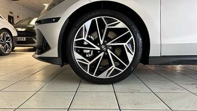 Hyundai IONIQ 6 239kW Ultimate 77kWh 4dr AWD Auto