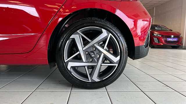 Hyundai i20 1.0T GDi 90 Tech Line 5dr DCT